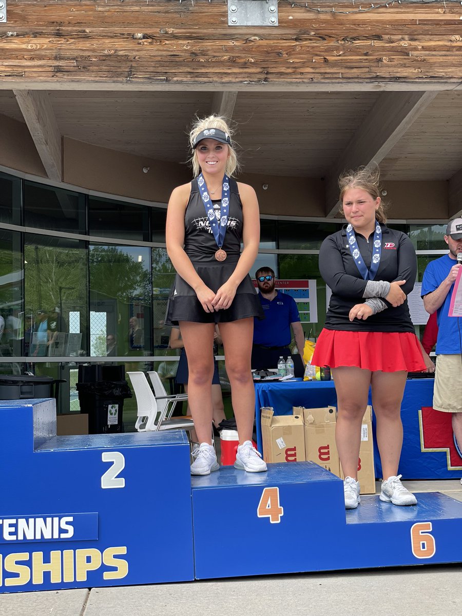 4th Place at #2 Singles for Bella Hecht.  Great job!!