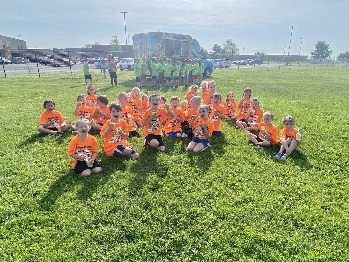 scarter40's tweet photo. Tug of war champs! 💪🏼 https://t.co/O4ncN1Empv