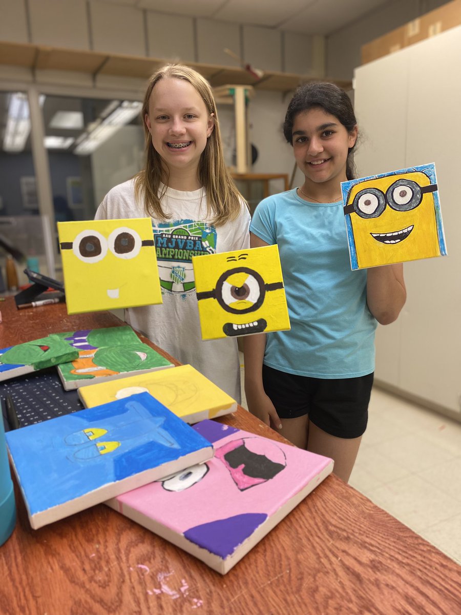 MullerApril's tweet photo. Learning to quilt, bake, paint, and create special effects makeup @LarsonMS genius hour Fridays. https://t.co/pxb1ffGOjz