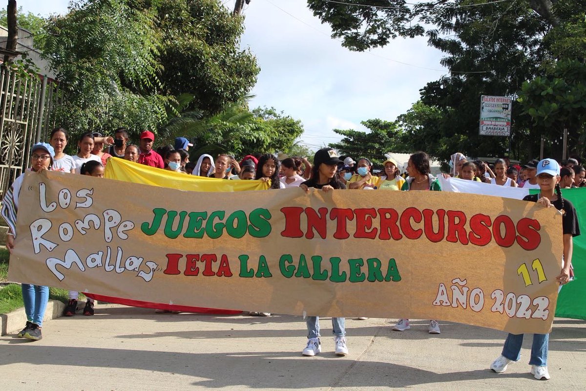 ImderSincelejo_'s tweet photo. El gerente del Imder, Haudy Samir Monterrosa, hizo presencia en los Juegos Intercursos 2022 de la IETA La Gallera, un espacio que busca incentivar el deporte y la cultura en nuestras instituciones educativas. 
#UnidosTransformamosElDeporte https://t.co/vUGZ28L0QP