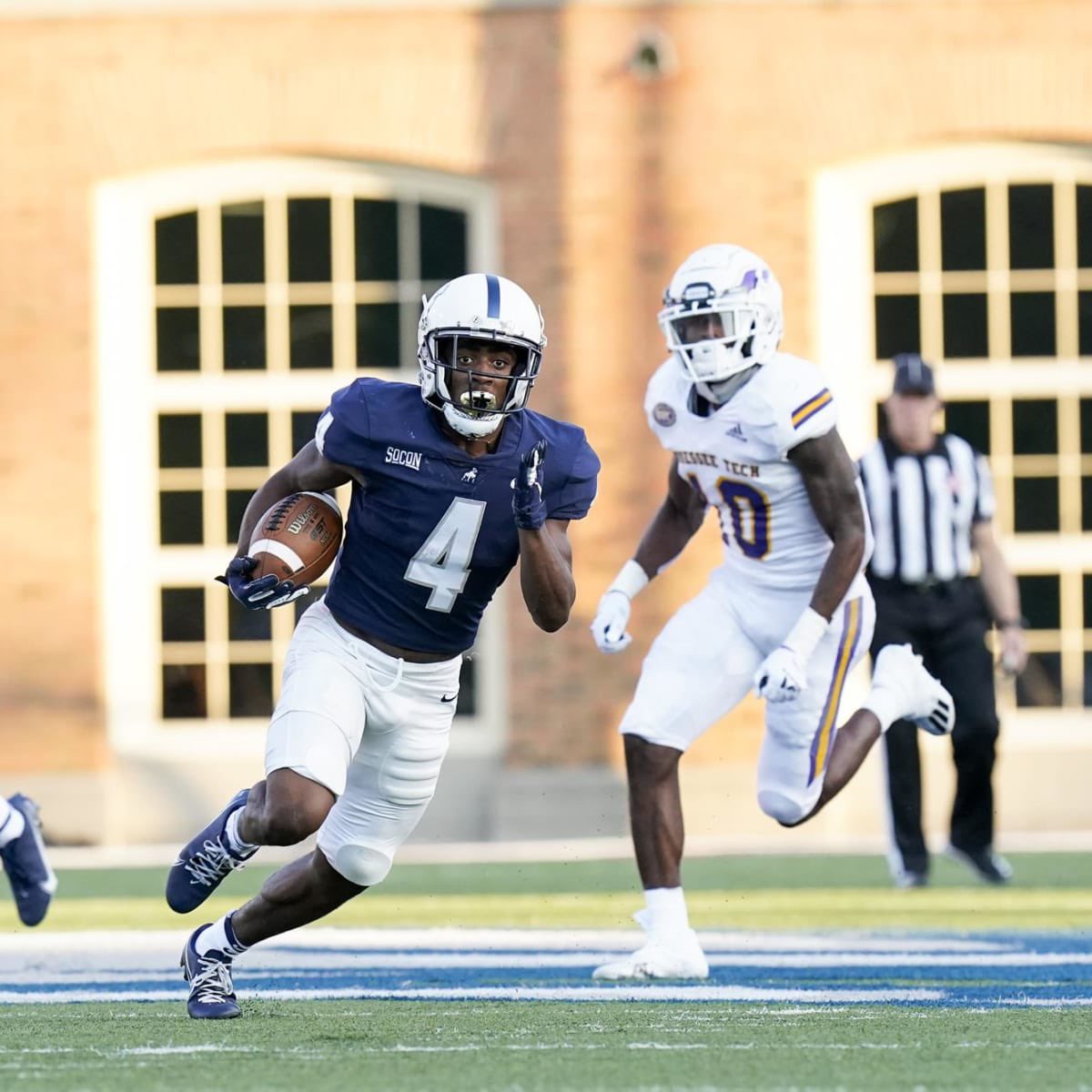 JamalMiles18's tweet photo. #AGTG Blessed to receive an ⭕️ffer from Samford University!!
@Coach_MikeVick @causey_tom @ALLGASTRNG @GasCrew7v7 @SWiltfong247 @adamgorney @RWrightRivals @ChadSimmons_ @RickyTurner19 https://t.co/H3J9or43mK
