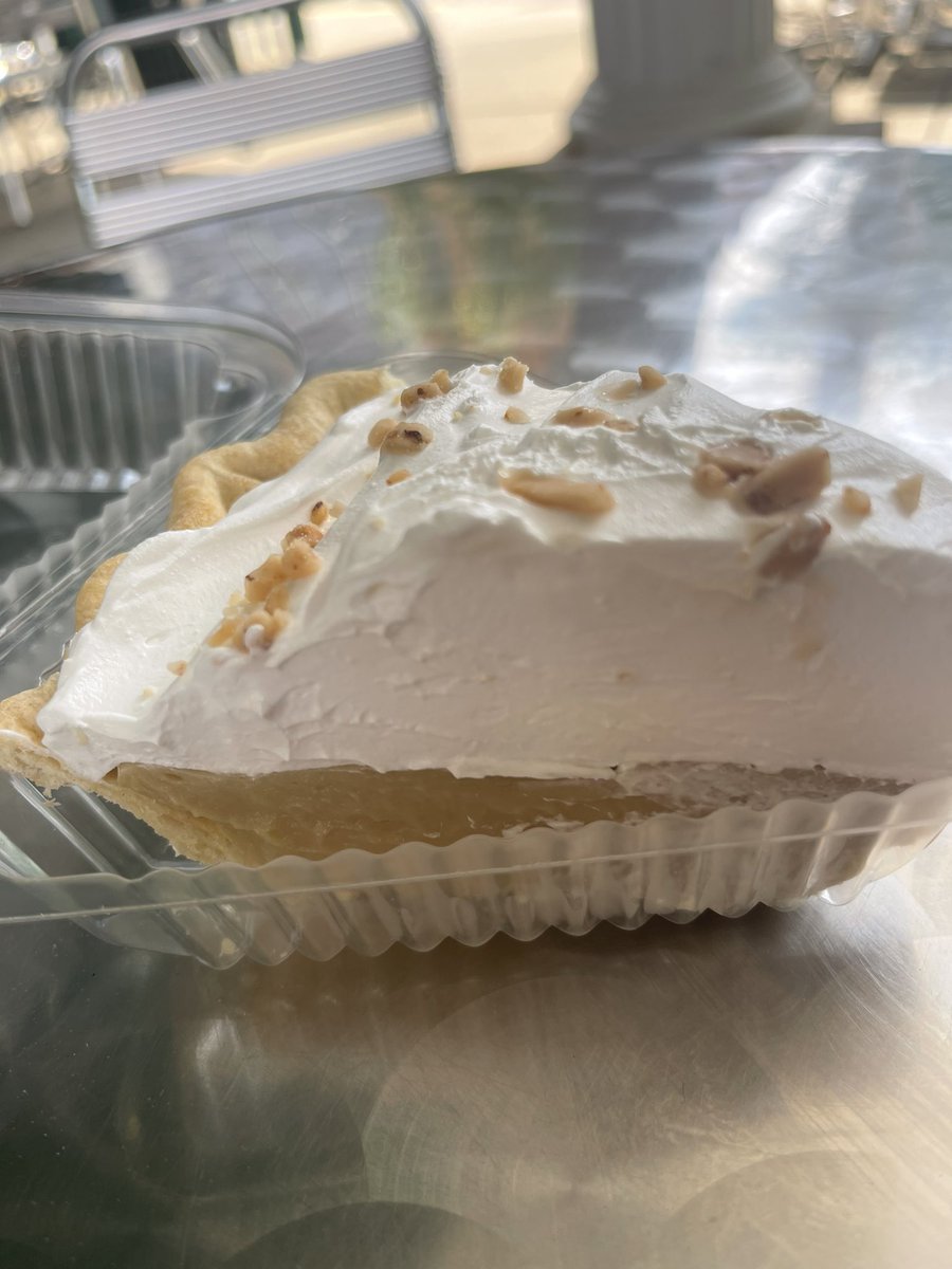 LargeBarstool's tweet image. On yet another rec from @nickturani I just had a lovely fried fish lunch washed down with a slice of butterscotch pie in Wheeling. 

I’ll be the first to admit I ignorantly scoffed at the idea of West Virginia cuisine, and I am now embarrassed of my scoffs.