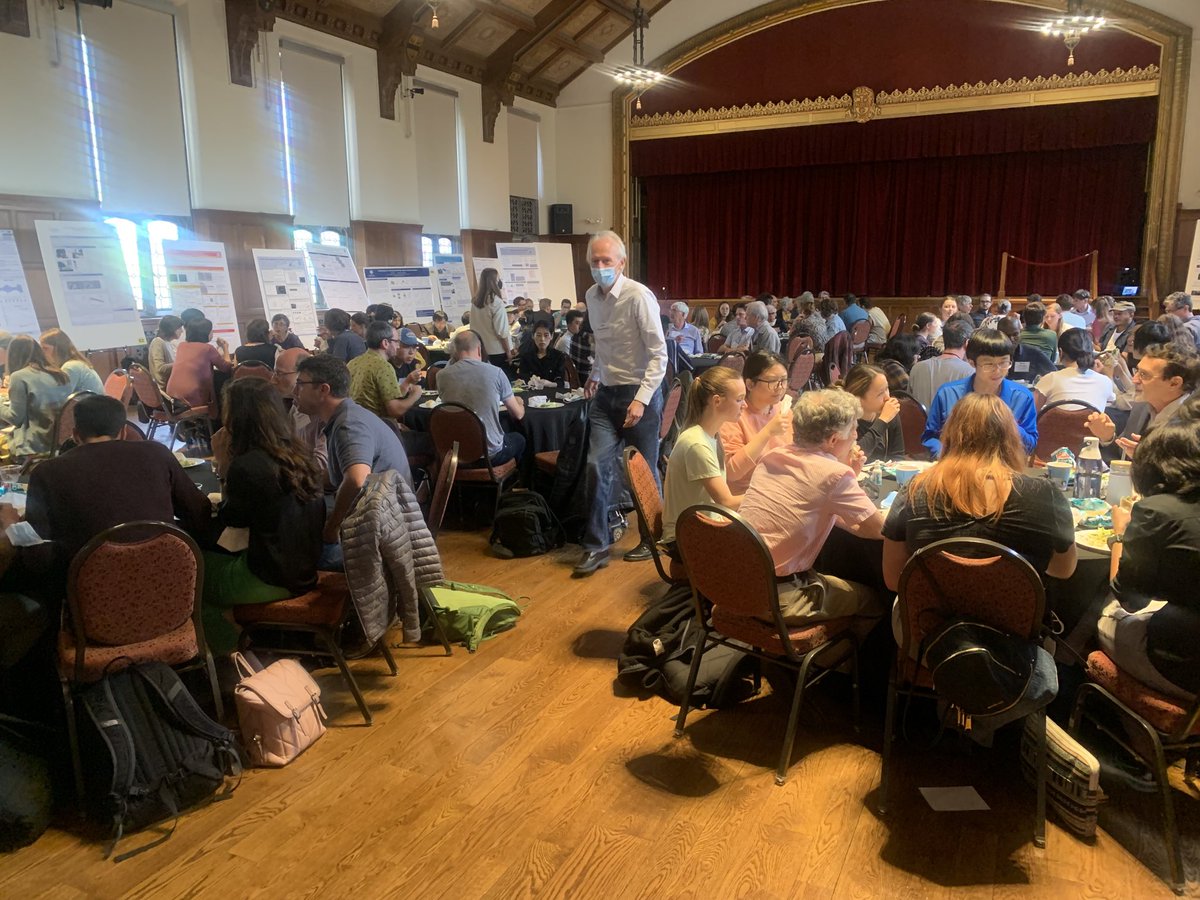 MarcoslabUr's tweet image. ⁦@MAG_Rochester⁩ Bausch &amp;amp; Lomb Ballroom at capacity ⁦@CvsUor⁩ #CVSSymposium2022 #ActiveVision. And everyone so happy to get back to in person interactions!