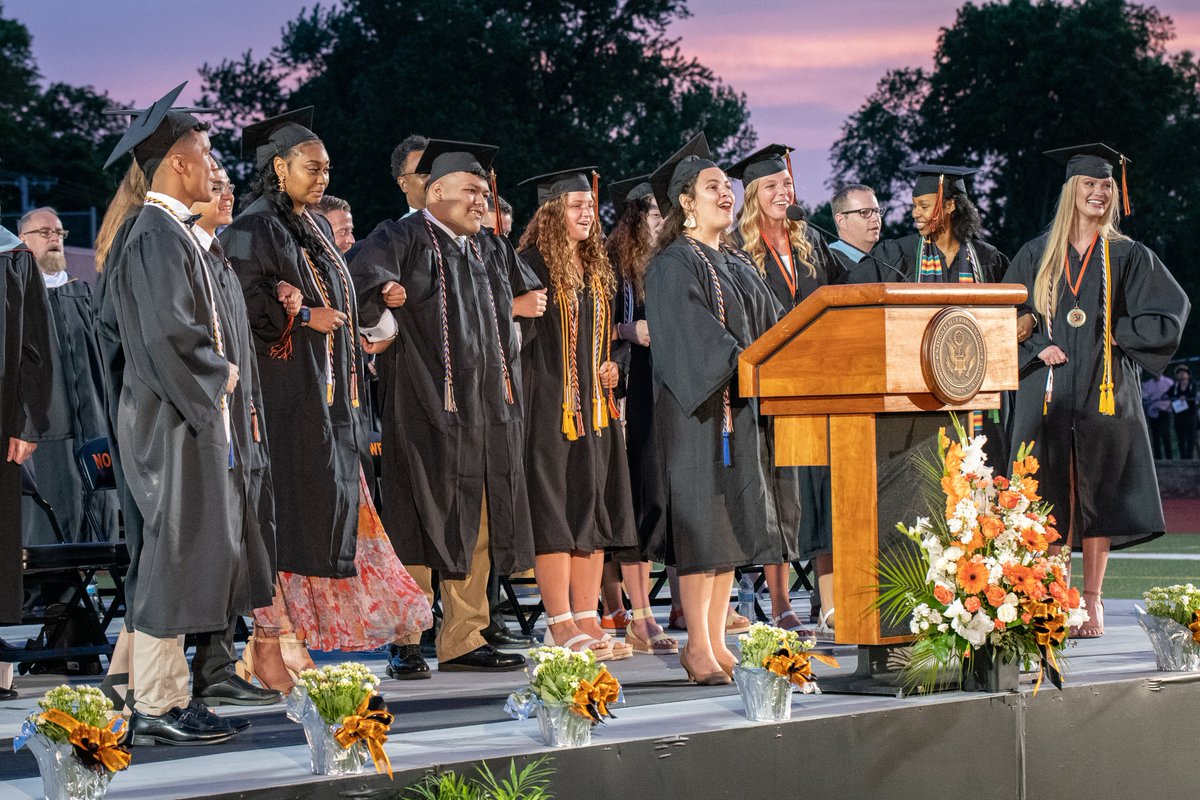 theSMSD's tweet photo. 🎓Can we get another round of applause for the Class of 2022? 

Nearly 2,000 students received diplomas this week in the SMSD. 

Take a look at a gallery here: https://t.co/E6DDAgLNIS

You can watch each ceremony here: https://t.co/50BAOT7p5K 

@SM_NORTH_HS @SMWestOffice 
🎓 https://t.co/rugt3cHE49