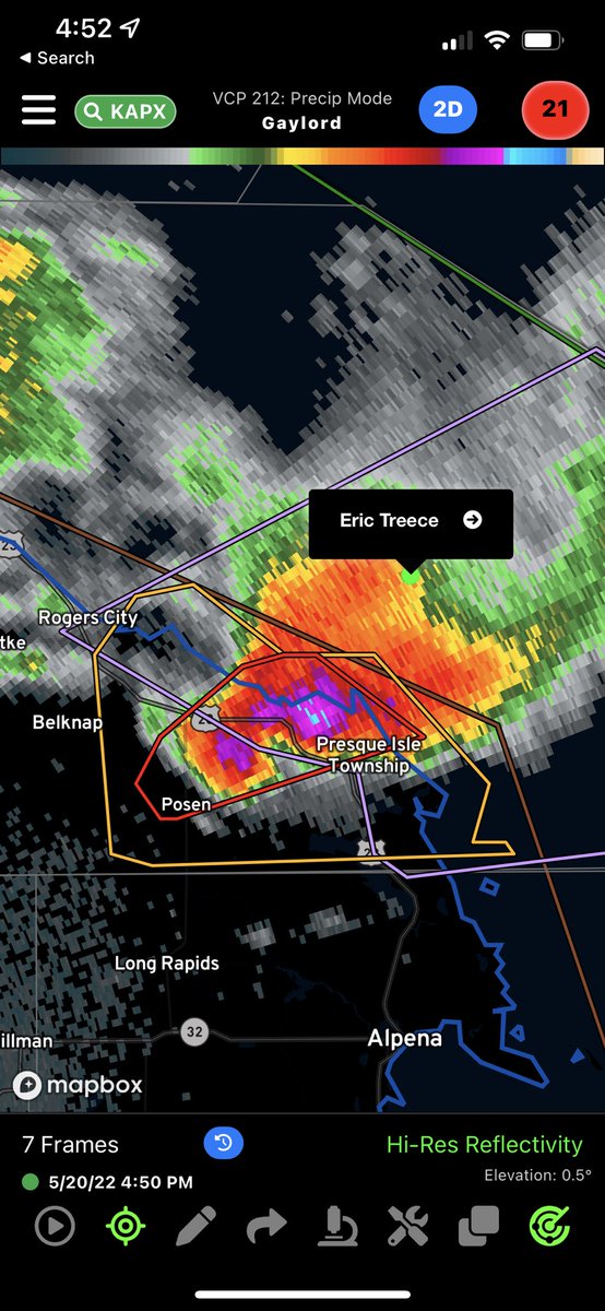 TornadoUpdates's tweet photo. Is this chaser actually on the lake? 😂😂 https://t.co/UbXBCPVIiu