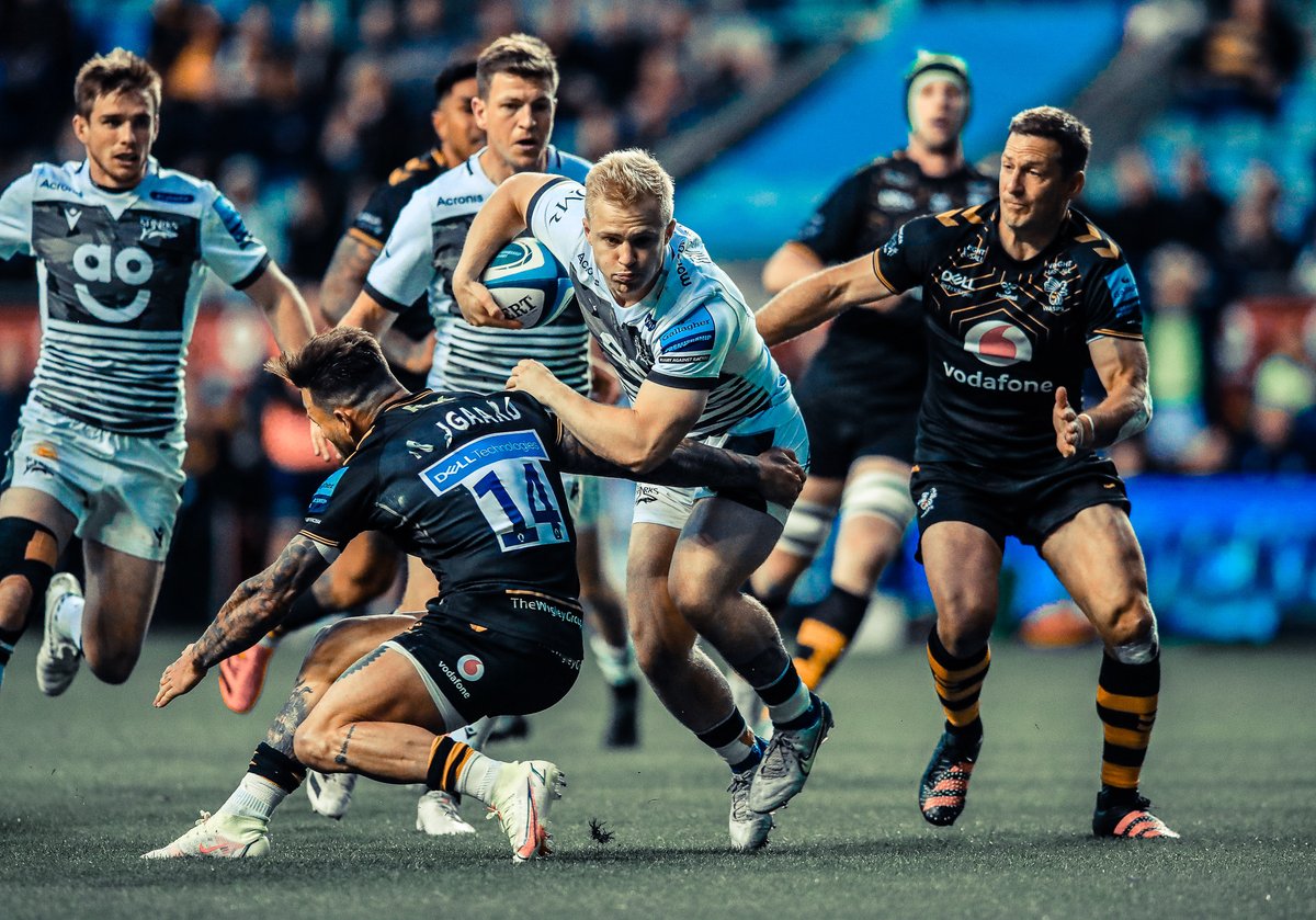 SaleSharksRugby's tweet photo. ๐ ๐๐ง๐๐ ๐๐๐ง๐๐ข๐ก ๐ธ
There will be some sore bodies in the morning after that one!
#WASvSAL | #GallagherPrem https://t.co/CwdON20ioK