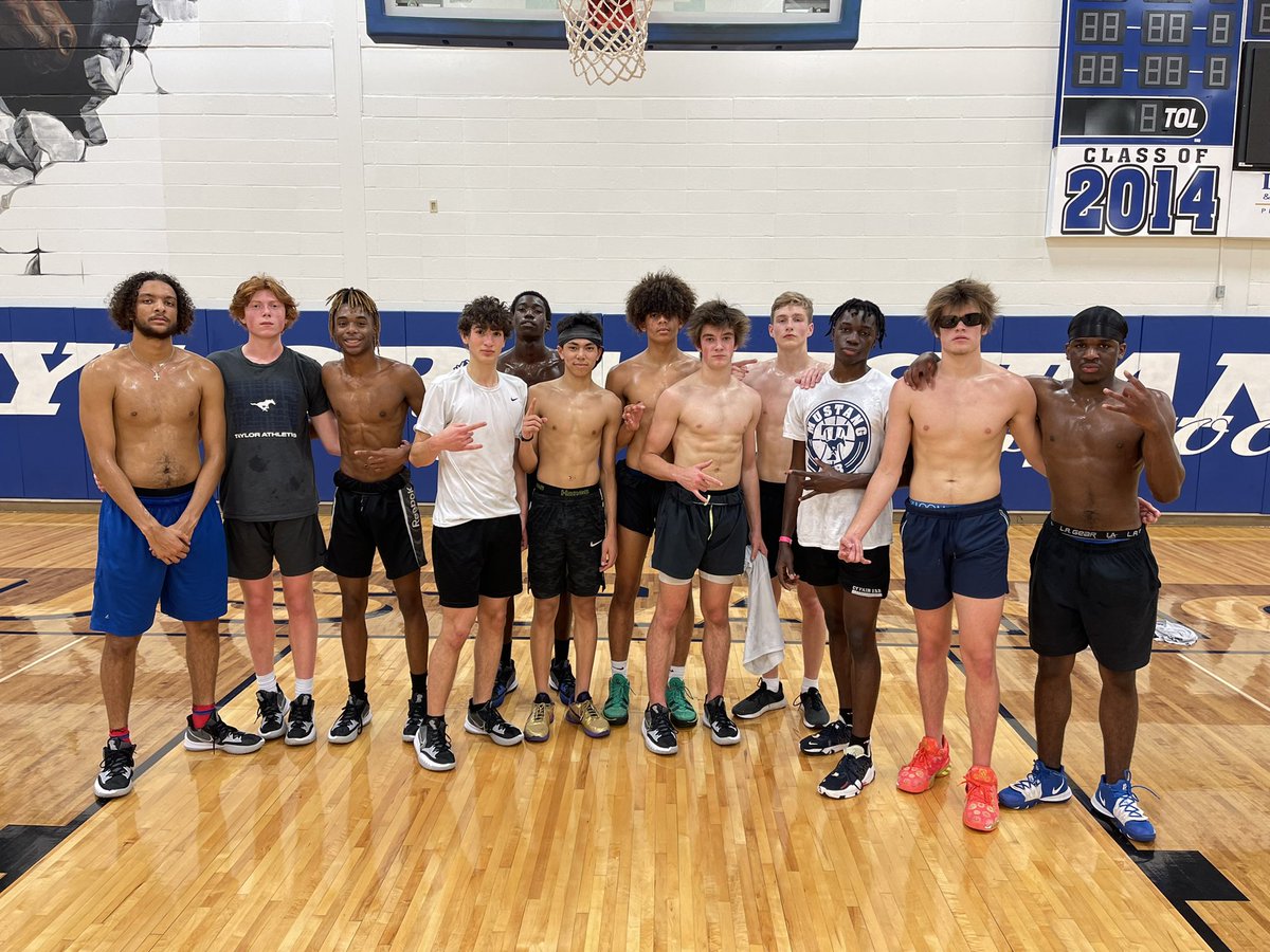 THS Mens Basketball tweet media