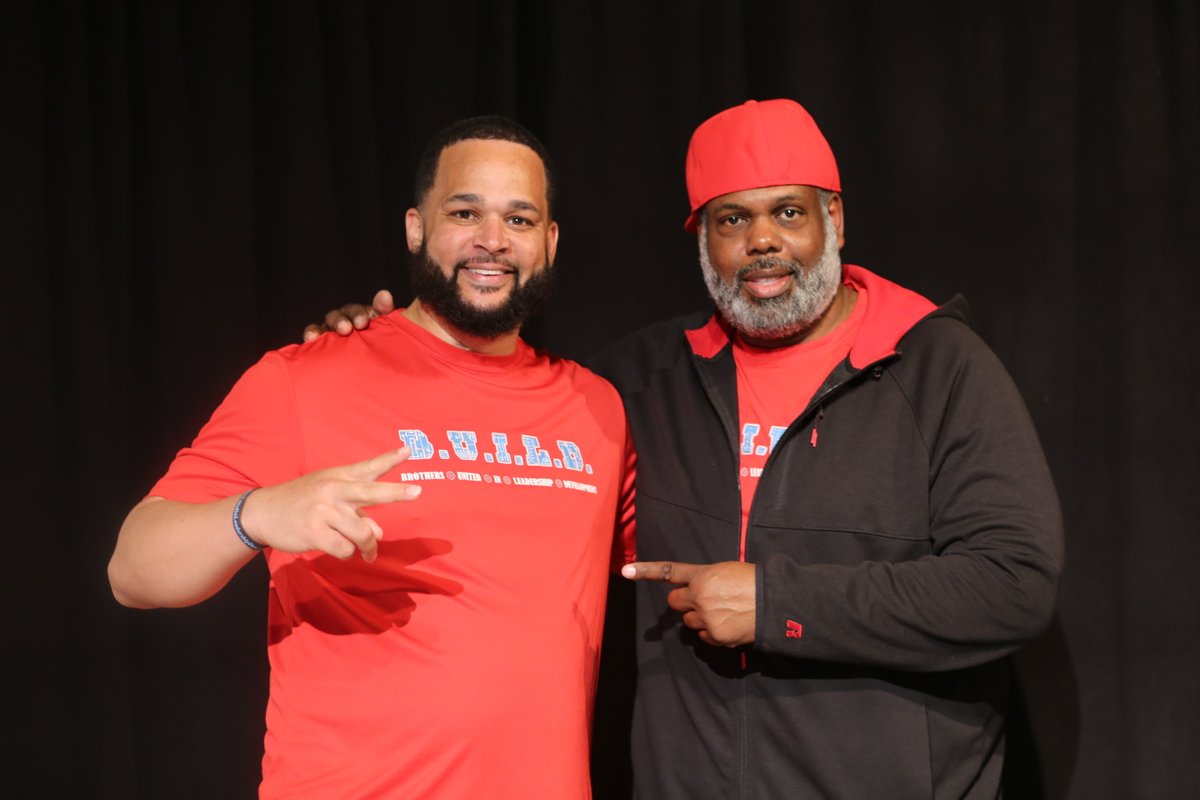 BUILD_206's tweet image. When the brothers of BUILD come together, the community WINS! #HowWeBUILD #BUILD206 it&apos;s a lifestyle✊🏾 💯