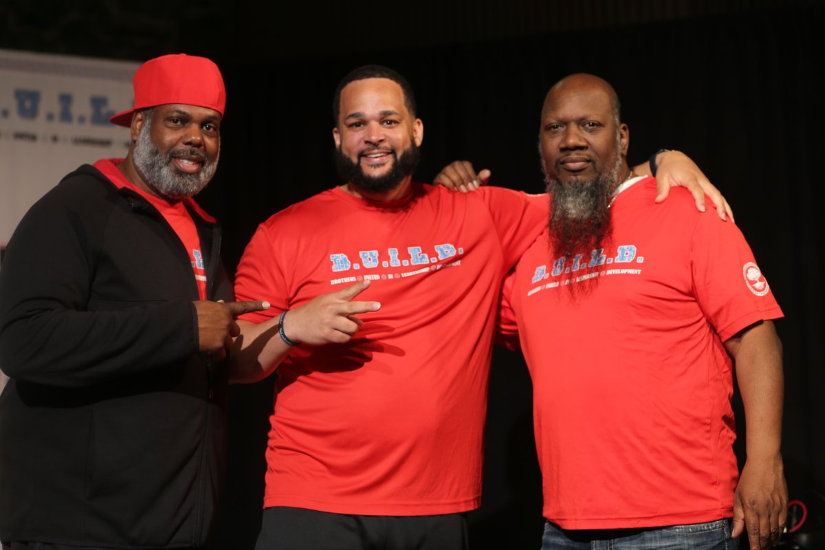 BUILD_206's tweet image. When the brothers of BUILD come together, the community WINS! #HowWeBUILD #BUILD206 it&apos;s a lifestyle✊🏾 💯