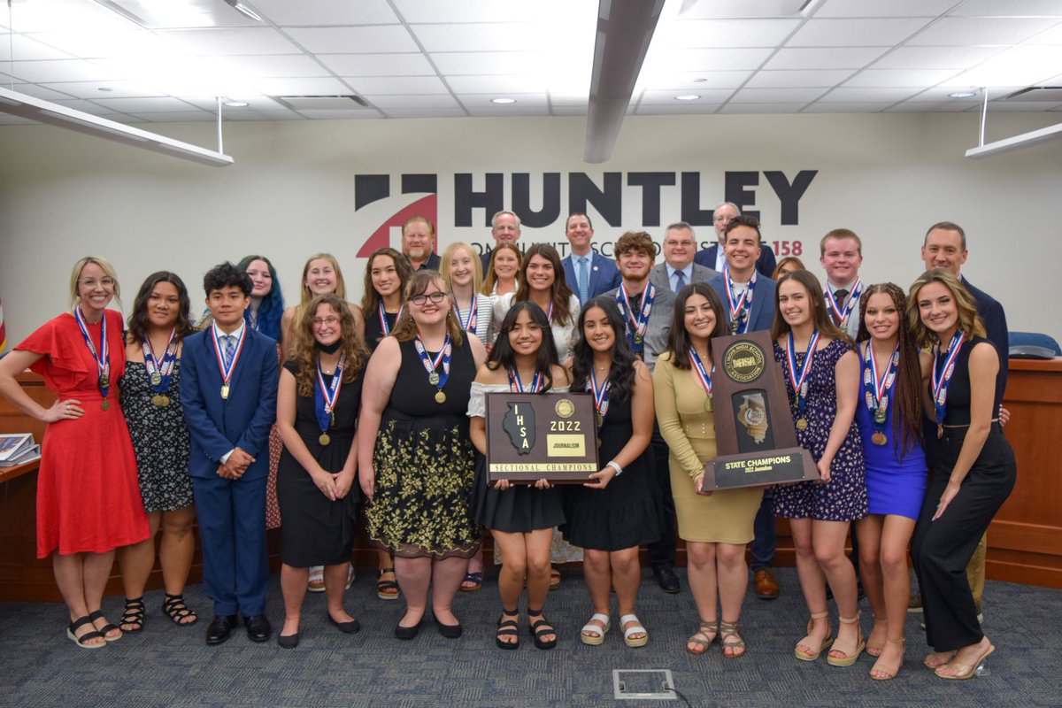 It never gets old celebrating ⁦<a href="/Dist158/">Huntley District 158</a>⁩ student successes! We are quite used to celebrating ⁦<a href="/HuntleyHS/">HuntleyHS</a>⁩ Journalism  programs. Congrats on another ⁦<a href="/IHSAState/">IHSA State</a>⁩ Championship! ⁦@DennisBrownND⁩ ⁦<a href="/Ms_Teeter/">Lauren Teeter</a>⁩