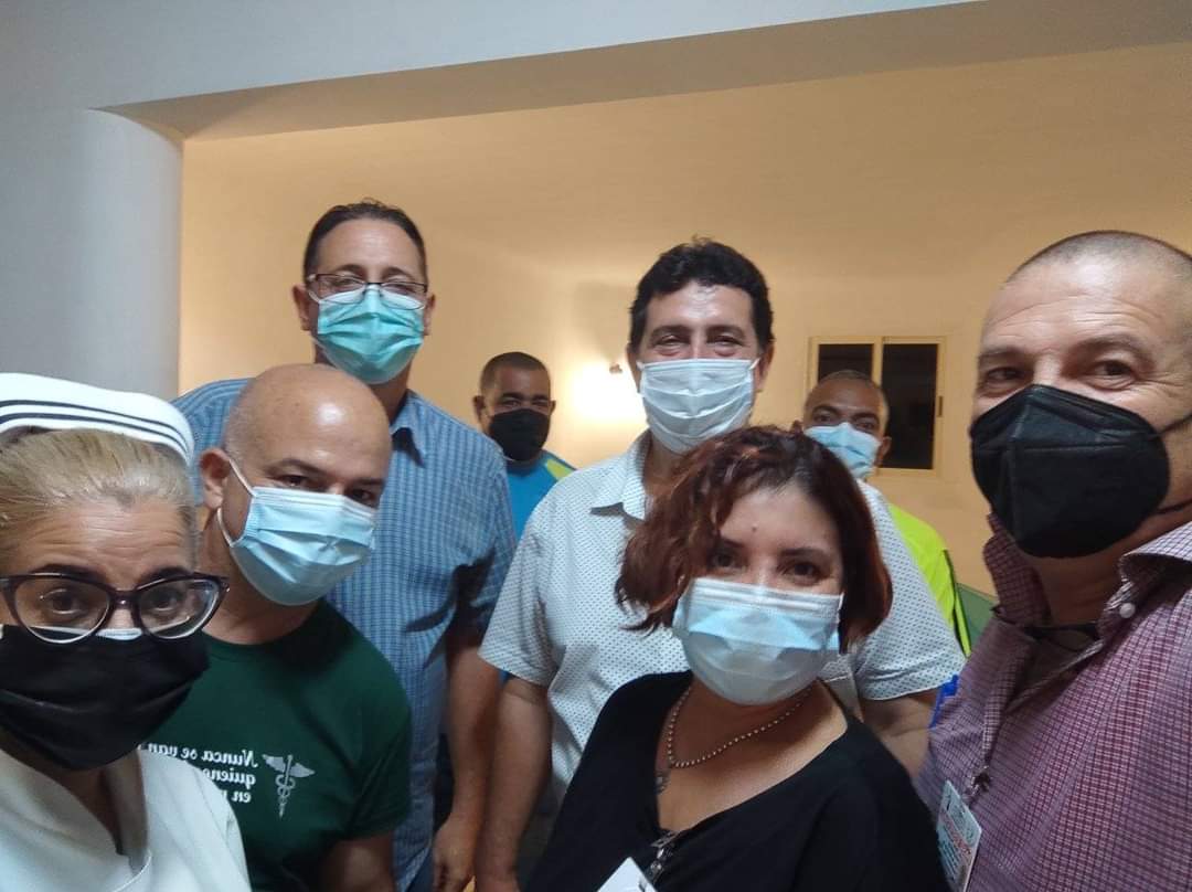 Sin detenernos, a pesar de la constante lluvia, llegamos al @Hosp_Eusebio. Maternidad que se transforma, para brindar una mejor atención y confort a pacientes, familiares y trabajadores. 
#CubaPorLaVida. #CubaViveYTrabaja. #VamosConTodo