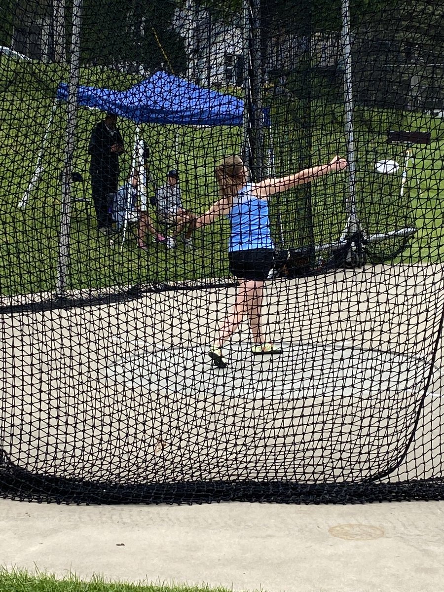 NFV_TF's tweet photo. Sarah Dean placed 8th in the 2A Discus with a throw of 112’11”. https://t.co/fSRMZNmcpA