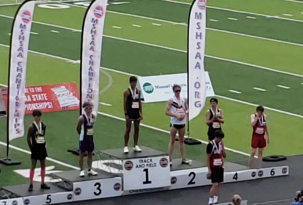 Congratulations to Caleb Phillips who took 4th today at State in the 3200 meter run with a PR of 10:17.07! A great race Caleb!
