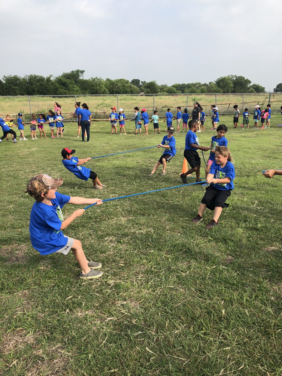 Ms. Everett's Class tweet media