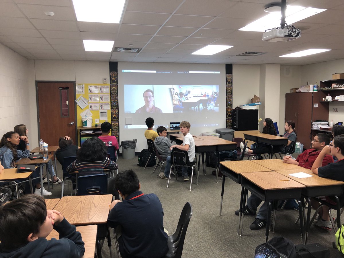 mcgcrowell's tweet photo. #Crowellsclass
#TAMU
⁦@LJIPanthers⁩ 
#BISDPride
#ZOOMingwithLukeMoy
#encouragingyoungminds
Luke Moy graduated last Saturday from TAMU with a degree in Aerospace Engineering. He spoke to some of my classes today. 
#buildingFutureReadyStudents https://t.co/wyvb98qA9m