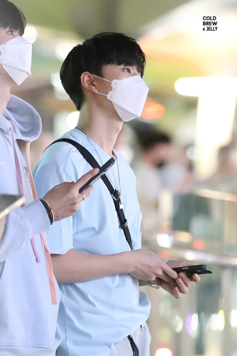 ___COLDBREW's tweet photo. 🧡🫧

' เฮียนิว ' 😭

#NuNew
#ซนซน #ZeeNuNew https://t.co/oDcu1vmXJc
