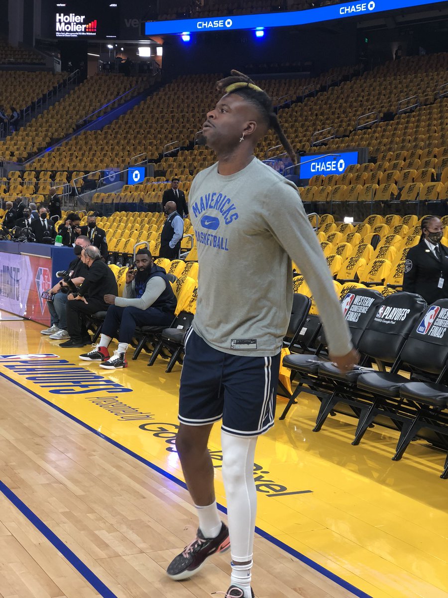 noah_bullard's tweet image. On @NBCDFW tonight at 10p, Mavs Reggie Bullock shares his personal story with @newyscruggs on why he colors his hair and honors both his sisters thru his charitable work.