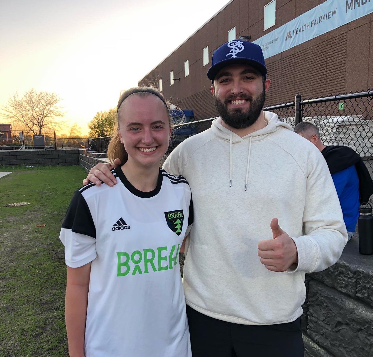 JeremiahRogers8's tweet photo. Feature Friday ‼️
Ever since Mackenzie started working with us at The Lab she has rarely missed a session. She shows up multiple times a week and makes time to develop her strength/speed. Her consistency is unmatched and it shows both in the weight room and on the field! https://t.co/T2QuPVrkky
