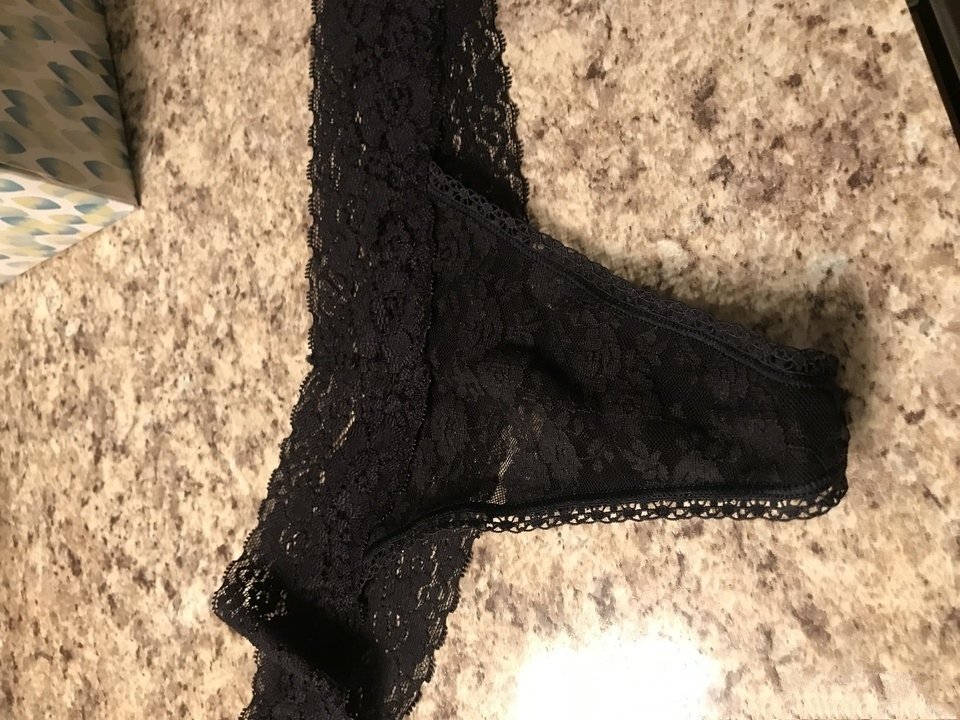 Maria76229295's tweet photo. Soy mujer soltera busco un hombre que me cumpla una fantasía es ver fotos y videos de ropa interior de mujer solo la ropa de mujer interesado prencentarce con fotos y videos de ropa interior de mujer por WhatsApp +57 3213051271 ok https://t.co/XqjRBNx79D