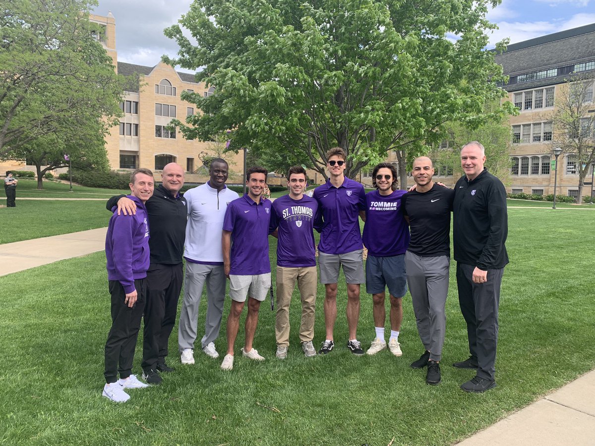 JohnnyTauer's tweet photo. March out of the Arches. Special day, even more special group. So proud of our five graduating seniors, and our two super seniors! #family https://t.co/50yO2wzrSx