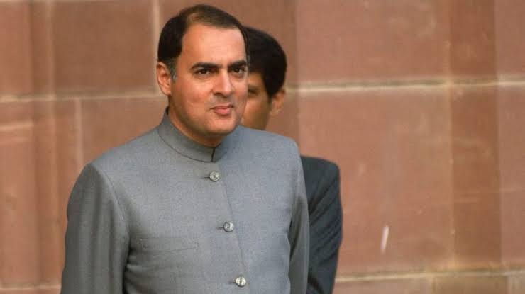 Maya200205's tweet photo. Remembering one of the visionary leaders of our country.
#RememberingRajivGandhi https://t.co/uzaGBSsJsz