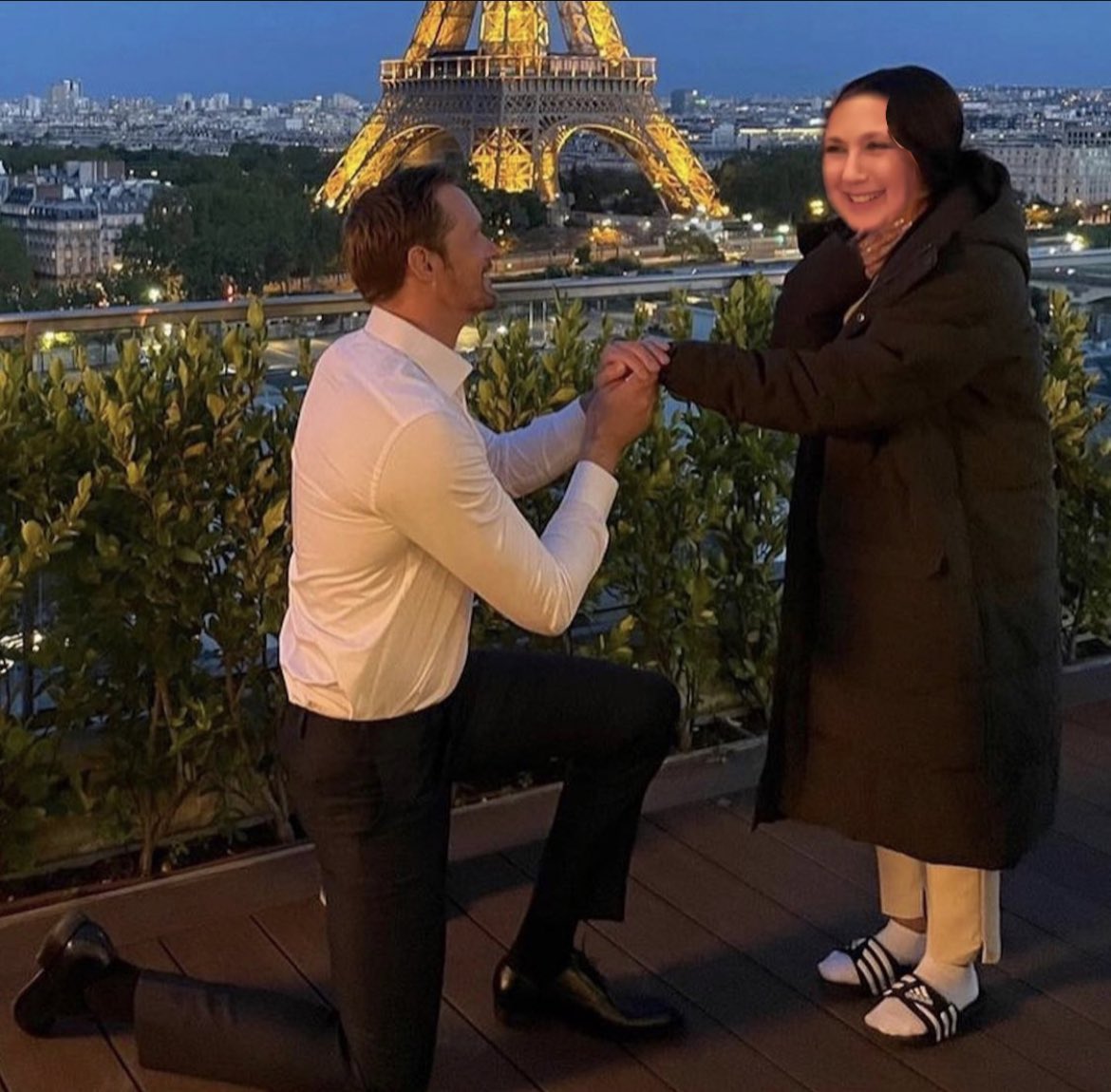 Fran19151137's tweet photo. I said YES! #AlexanderSkarsgård
@SkarsJoy @AtlantaFX @ashanti #dancewithAlex https://t.co/Z6yzQPR8xB