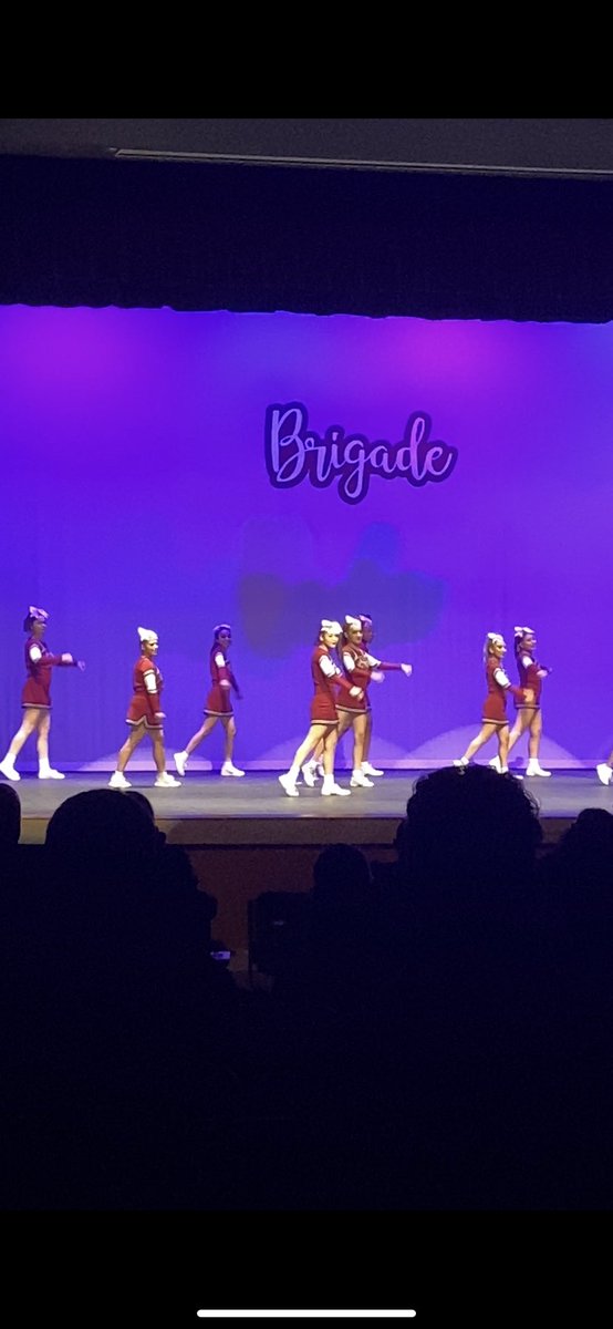 JasonBalderas34's tweet photo. Great job by the cheer, pep and  @HighlandBrigade @HighlandsOwlsFB https://t.co/jVtKzfNNbZ