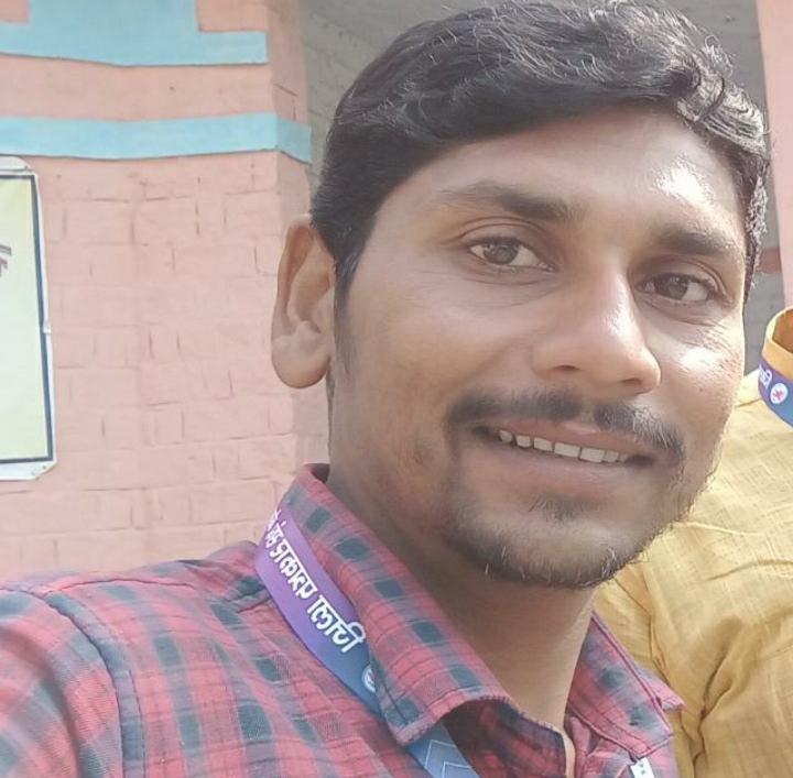 बीती शाम बेगूसराय में अपराधियों ने पत्रकार सुभाष की गोली मारकर हत्या कर दी। <a href="/WebJournalists/">Web Journalists' Association of India</a> इस घटना की तीखी भर्त्सना करती है और सरकार से मांग करती है कि अपराधियों की 48 घंटे के अंदर गिरफ्तारी हो और स्पीडी ट्रायल कर दोषियों को सजा दी जाए।