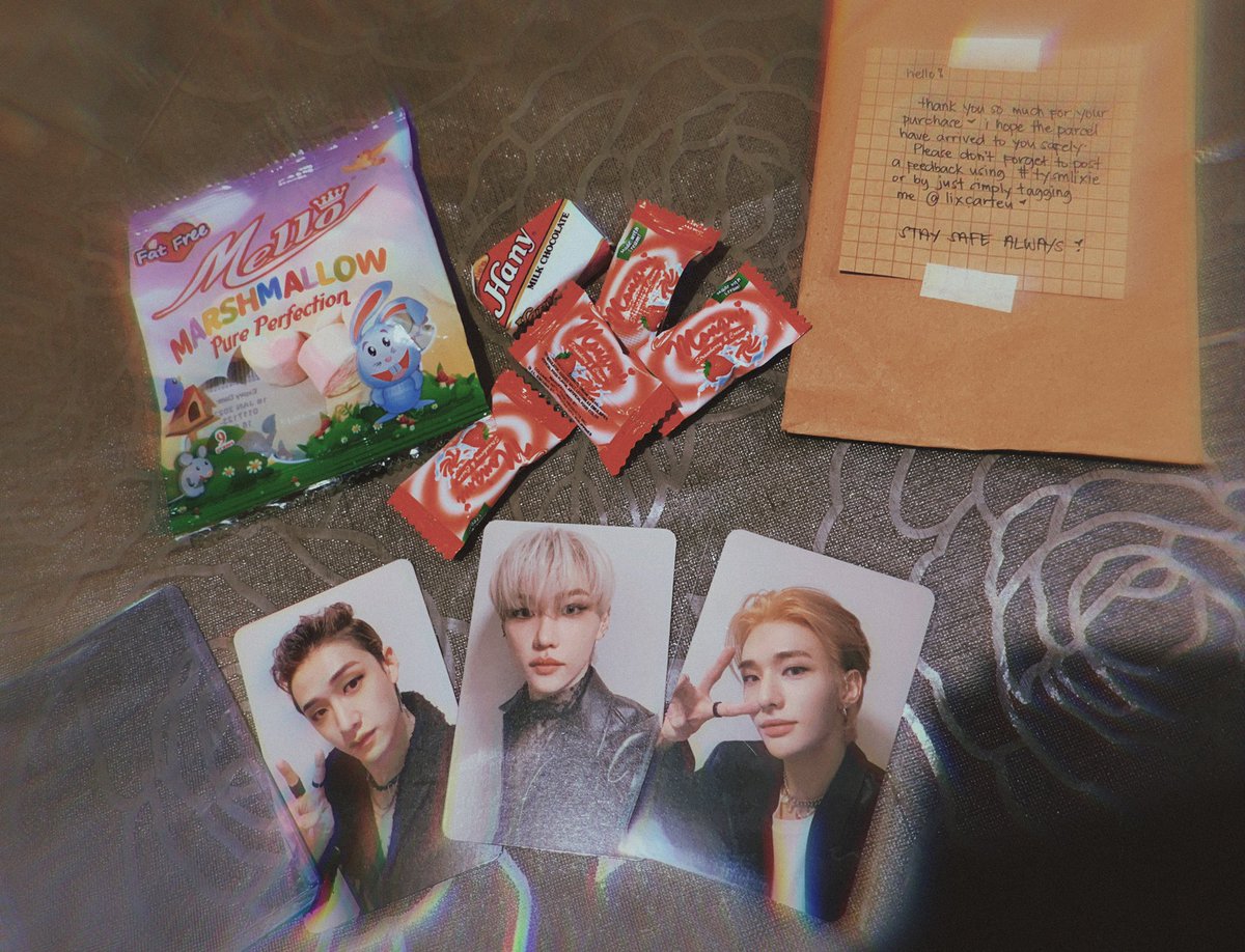 washikart's tweet photo. #washibuys ; from @lixcarteu 

Received my first skz pc huhuhu it is packaged so well and tysm po sa freebies waaah🥰🥰😍

#tysmlixie https://t.co/ToZplD9hI3