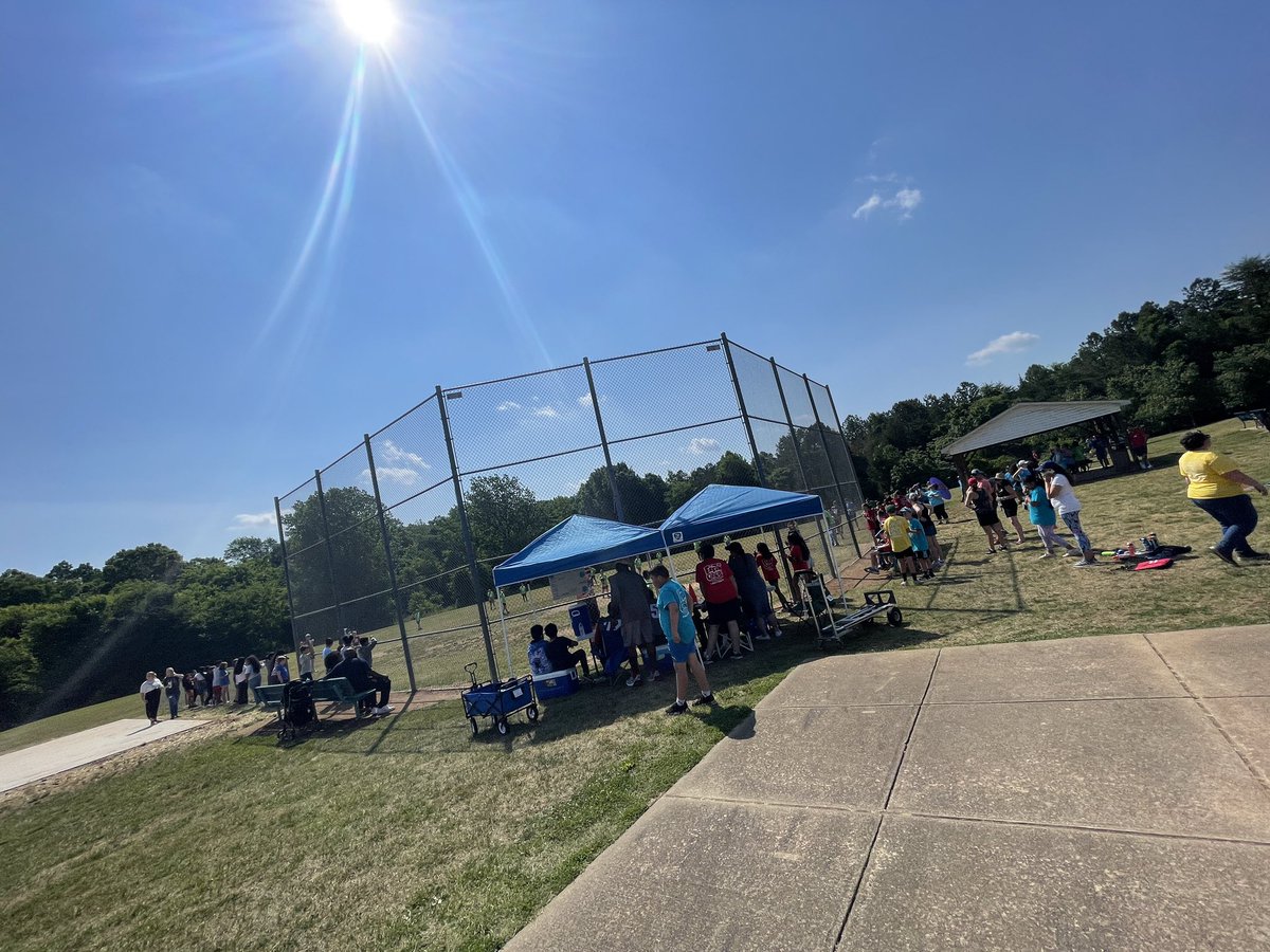 WHE_Whiskers's tweet photo. Fifth Grade Festival was a huge success! #WHESThrivers https://t.co/2rXiL2Tgns