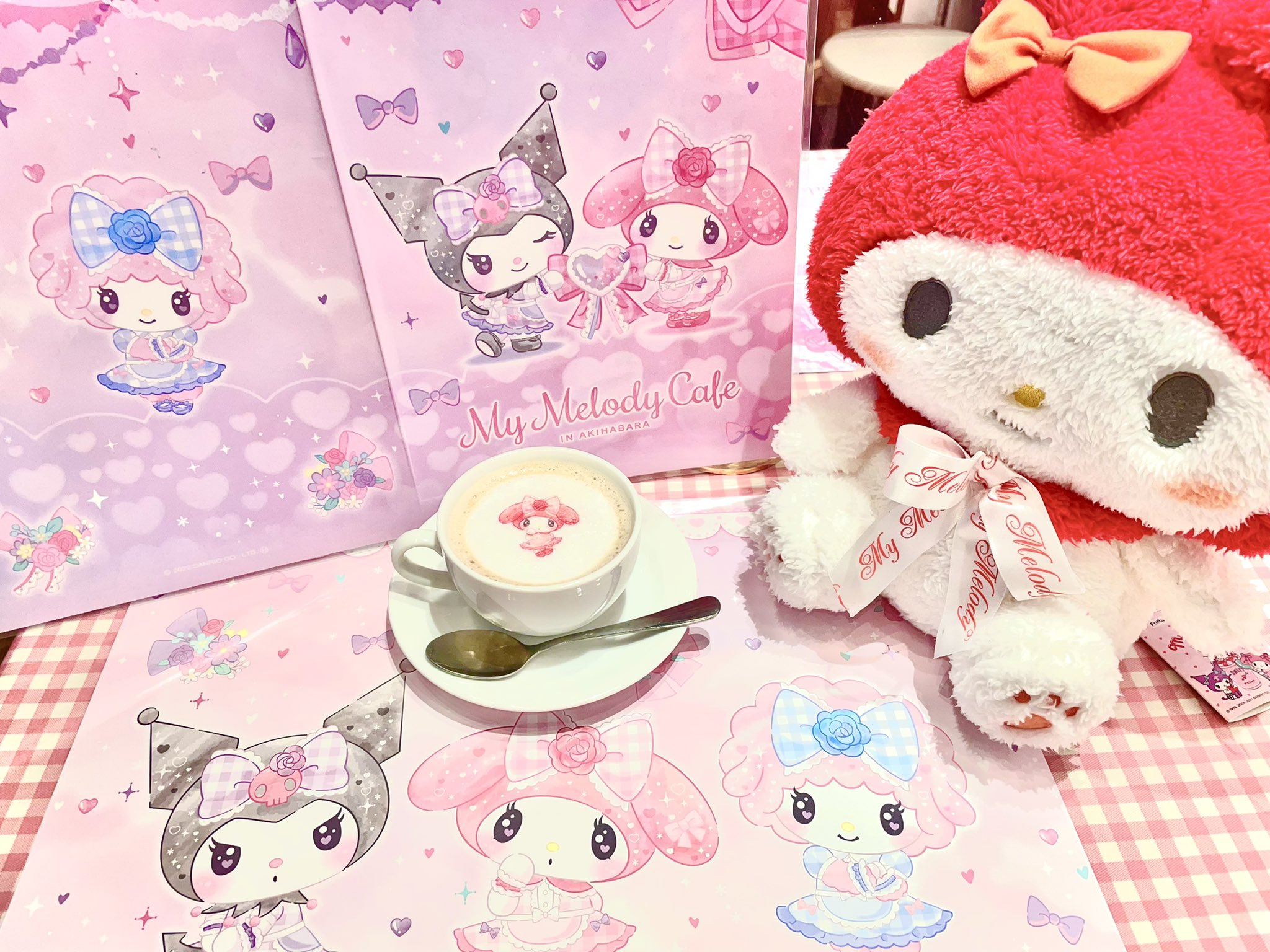 公式 My Melody Cafe In Akihabara ぽつぽつと雨が降ってきて 梅雨が近づいてきましたね そんな肌寒い日にマイメロちゃんのカフェモカで温まりませんか 足元にお気をつけてご来店ください マイメロカフェ マイメロ クロミ ピアノ 秋葉原udx 公式 My Melody Cafe In Akihabara ぽつぽつと雨が降ってきて 梅雨が近づいてきましたね そんな肌寒い日にマイメロちゃんのカフェモカで温まりませんか 足元にお気をつけてご来店ください マイメロカフェ マイメロ クロミ ピアノ 秋葉原udx