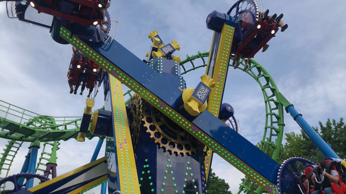 iby_coaster's tweet photo. Had the chance to ride MIX’D&amp; Jolly Rancher Remix @Hersheypark during King Size pass-holders preview. Very great additions to the park! #hersheypark #jollyrancherremix #mixd #newfor2022 https://t.co/dGRoVGmOGW