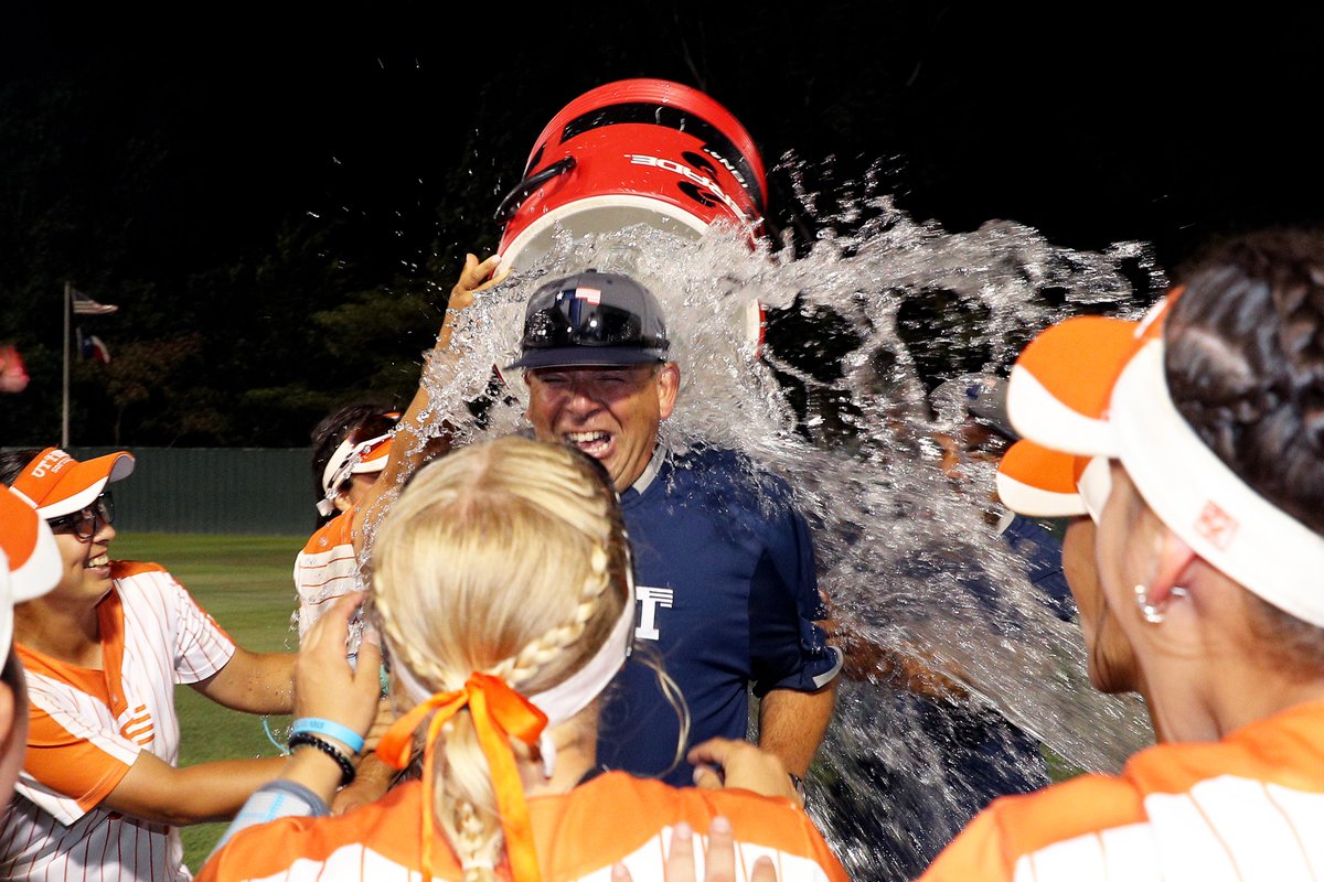 uttylerpatriots's tweet photo. SB | 📸 from this evening's celebration as #1 @Patriot_sb wins the South Central Region and secures their spot in next week's Division II World Series in Denver, Colo.!

#TYLERMADE https://t.co/C1yx14FPZM