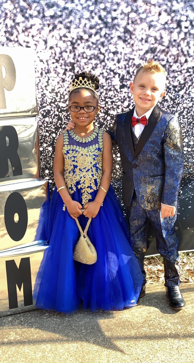 Ms3mmy's tweet image. PreK Prom 2022. My boy, his other mama (my boo🥵), his brother from another mother, and his prom queen. I can’t, y’all! #akingandhisqueen #prekprom2022 #myladyisfiiine #brotherfromanothermother #callhimRagu #youaremywild