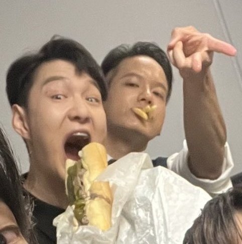 dailypensub's tweet photo. KCON 2022 Premiere in Chicago DAY 1
#λΉν¬λΉ #BTOB #PENSUB
#KCON #KCON2022Premiere https://t.co/HuVi8oTiTU
