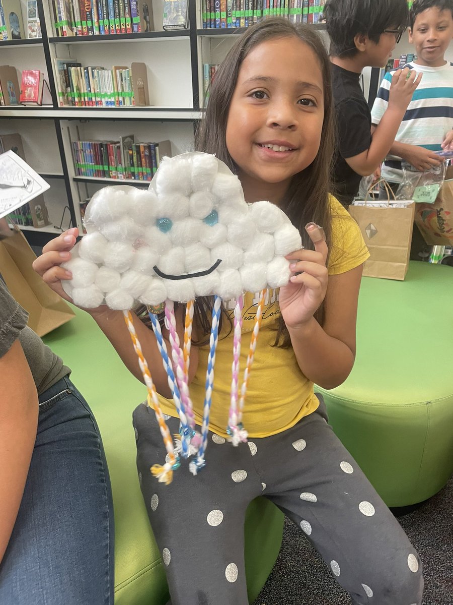 Hillary Montgomery tweet media