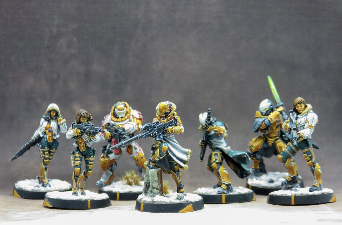 Hope4sun's tweet image. Finally finished the first half of #operationkaldstrom #yujing really pleased overall with how they have come out and a goal meet.

#infinitythegame #corvusbelli #scifi #cyberpunk #minipainting