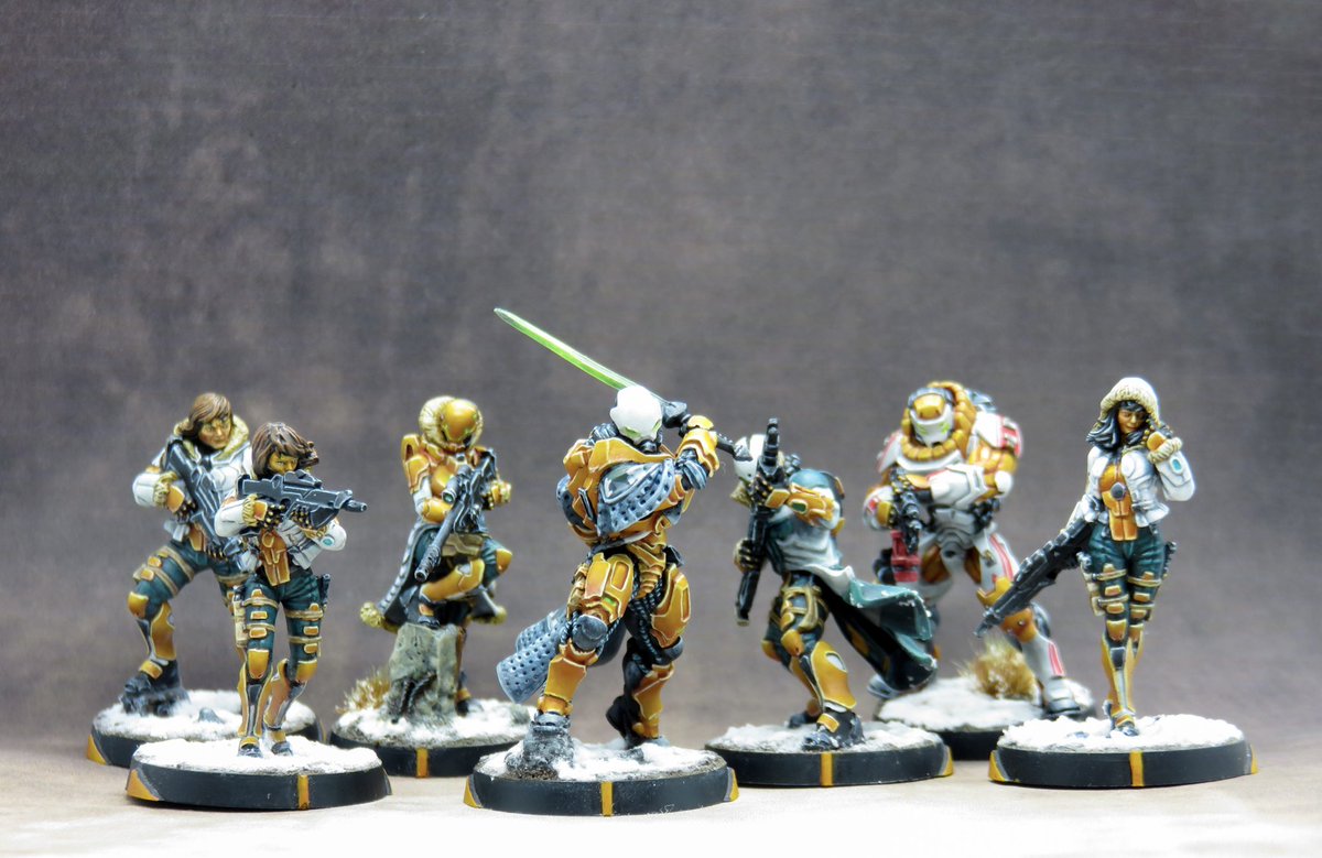 Hope4sun's tweet image. Finally finished the first half of #operationkaldstrom #yujing really pleased overall with how they have come out and a goal meet.

#infinitythegame #corvusbelli #scifi #cyberpunk #minipainting