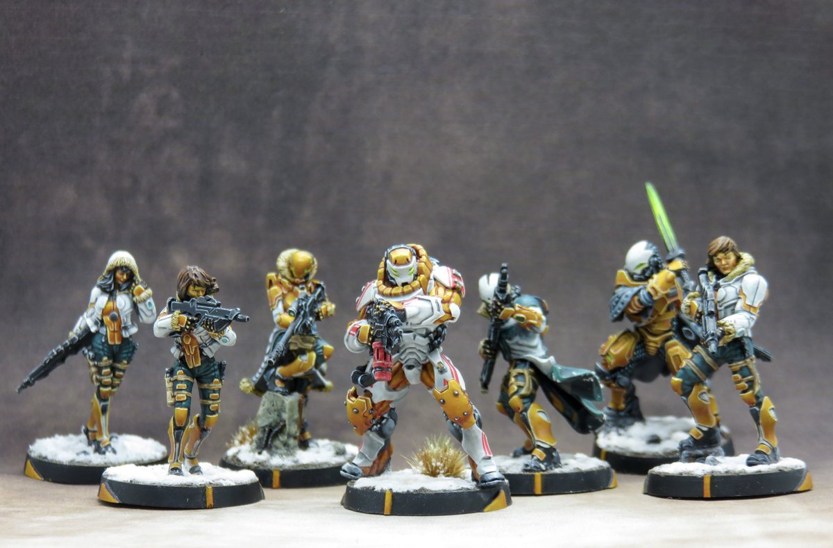 Hope4sun's tweet image. Finally finished the first half of #operationkaldstrom #yujing really pleased overall with how they have come out and a goal meet.

#infinitythegame #corvusbelli #scifi #cyberpunk #minipainting