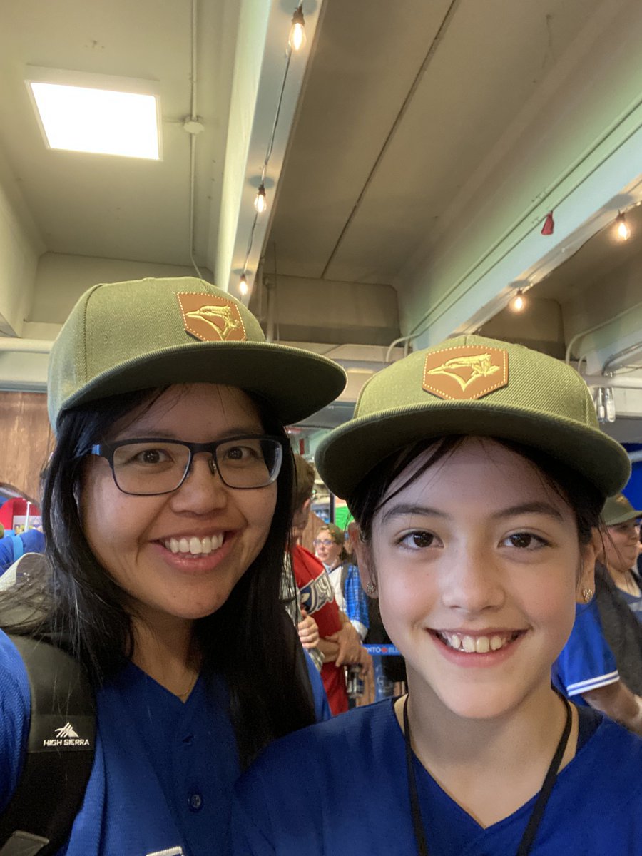 ameliahoyt's tweet photo. #nextlevel #GoJaysGo #CountryWeekend https://t.co/Y3eGKyF6AT