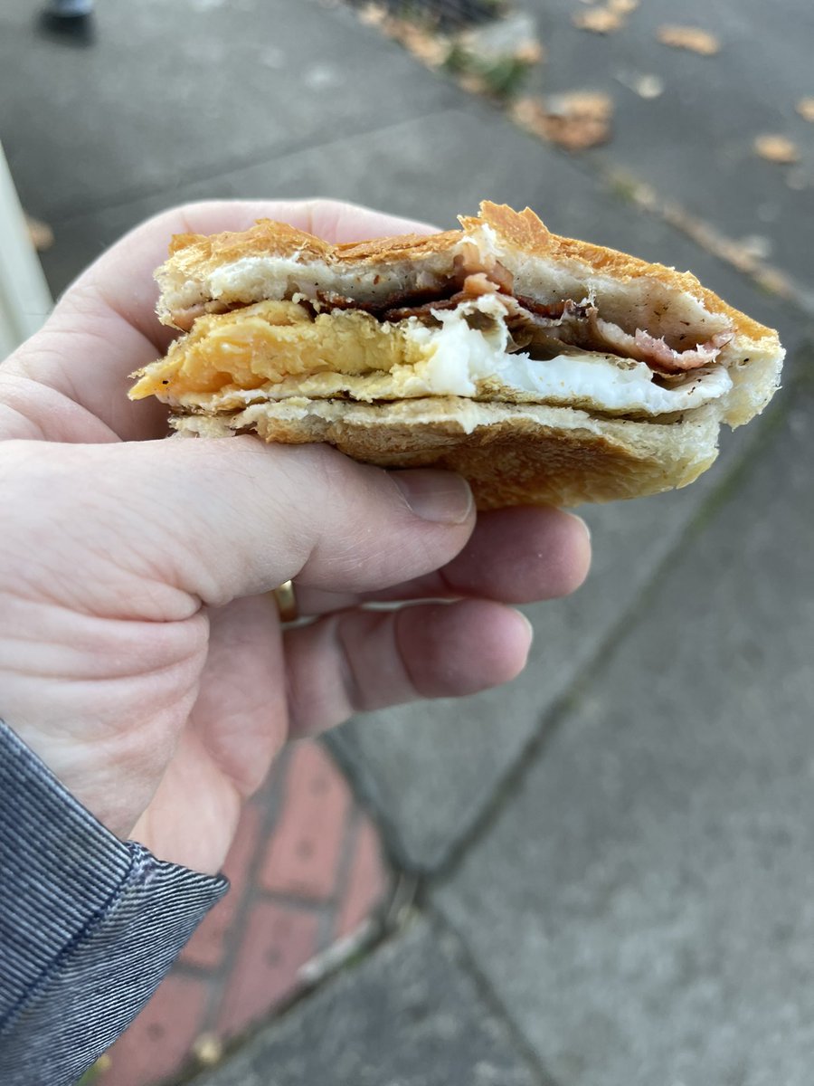 gasdoc_oz's tweet photo. Tastes like democracy. 
1st customer at Chatham Primary School’s electoral grill. vegetarian options available. #democracysausage #democracyeggandbaconroll https://t.co/xPplNvNO7s