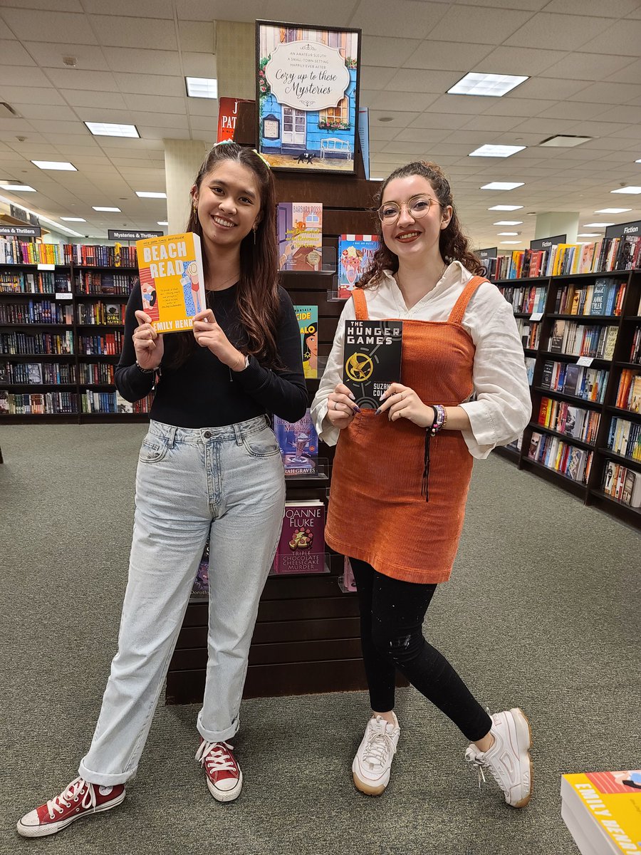 Meet our newest #Booksellers Ada and Jezebel! They are so excited to share their favorites with you! <a href="/BNBuzz/">Barnes & Noble</a> #EmilyHenry #SuzanneCollins