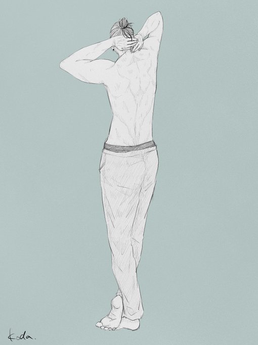 今日は早く起きたので朝活rkgk
個人的に後頭部が好きだったけど、手で隠れるので撮っといた笑
あ"ー…働いてくるだ…😂
もう帰りたい…(まだ家だけど) 