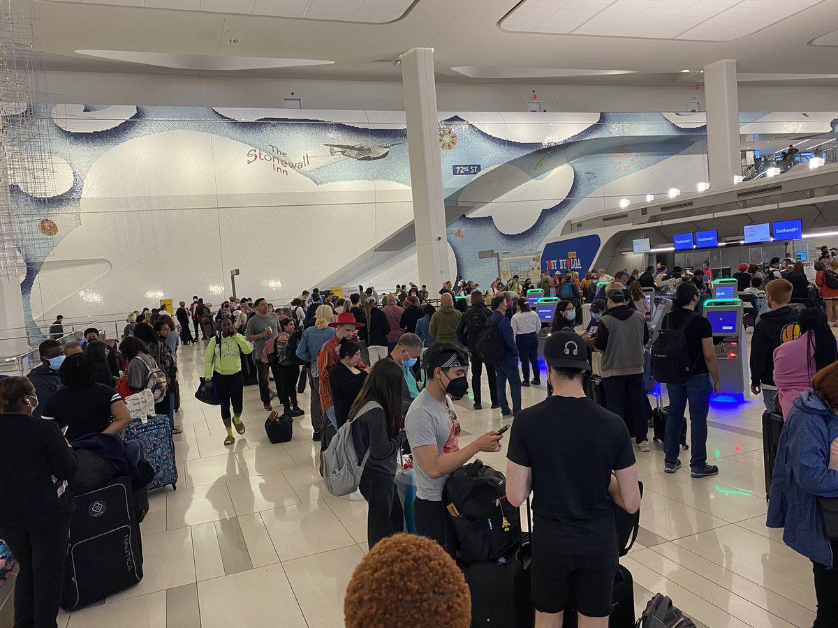 scleary26's tweet photo. @SouthwestAir this is an absolute nightmare. Every flight possible out of LGA canceled with 100s of people waiting to rebook. I need a resolution ASAP - you decreased my trip from 3 days to ONE - absolutely unacceptable! https://t.co/k49YJRfE0z