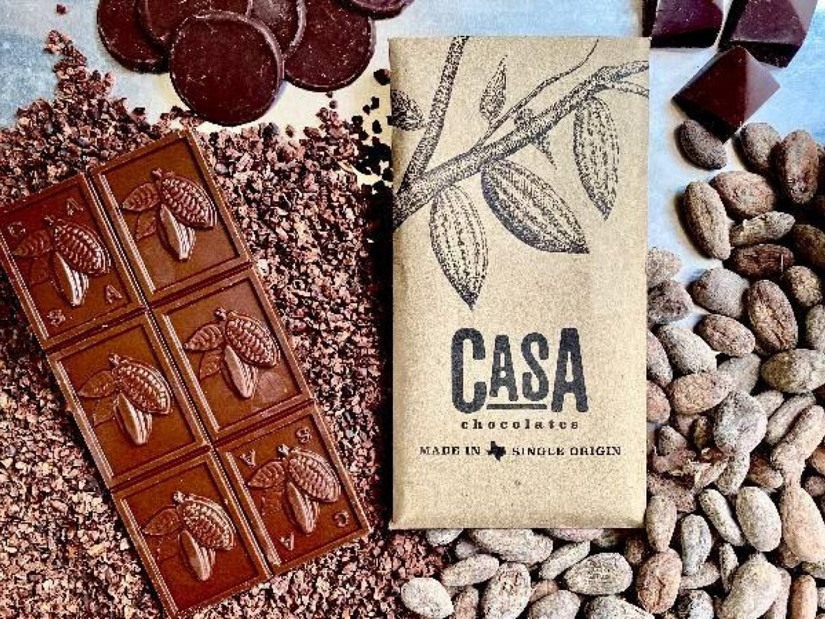 companyweek's tweet photo. New Texas Manufacturer Profile: Casa Chocolates (San Antonio)

Co-founder Brian Mikiten takes an approach to chocolate-making influenced by a long career in manufacturing and Texas' vaunted barbecue biz.

https://t.co/QkxnCxALTg https://t.co/YIVQ4boaBb