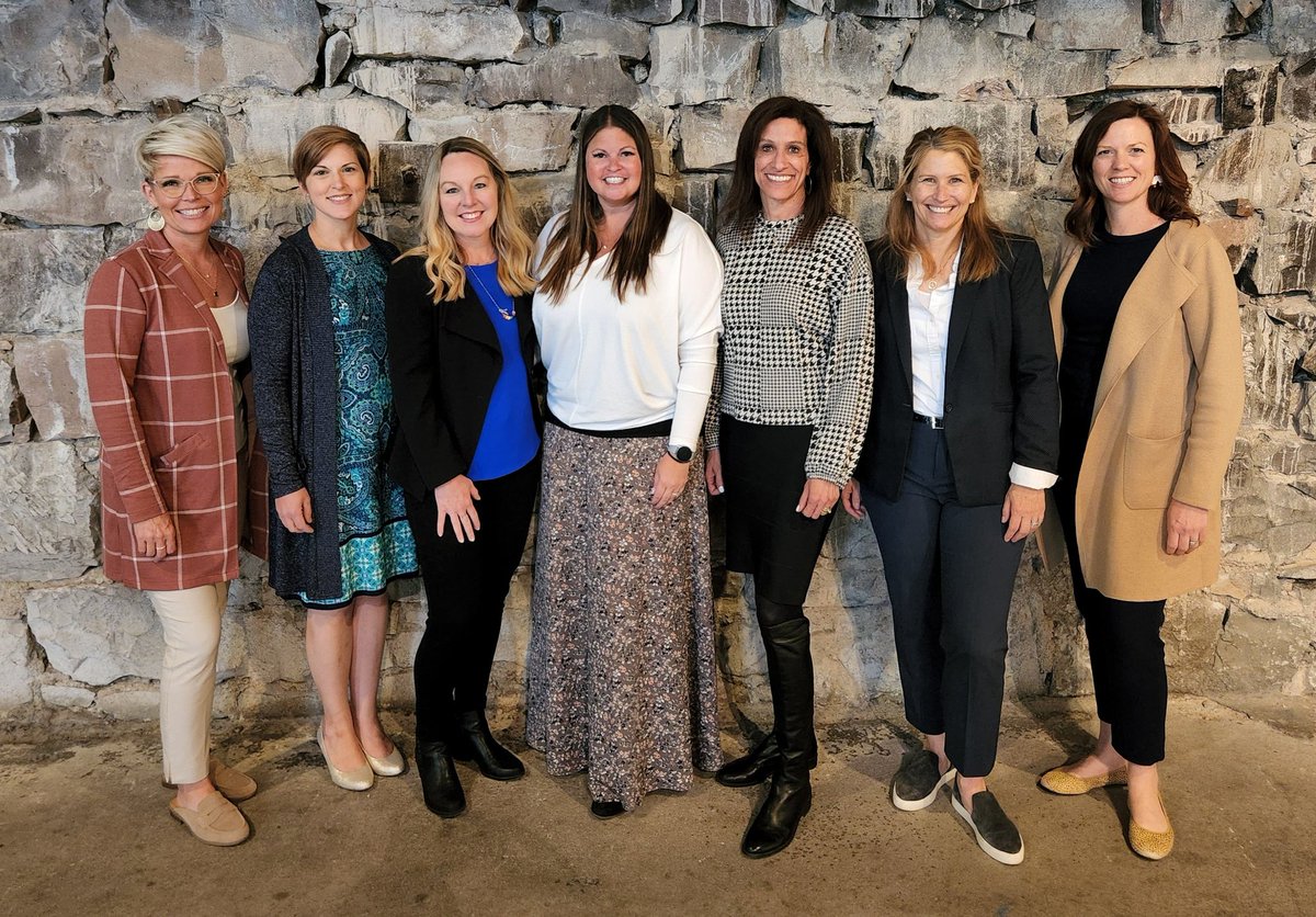 Amanda C. Brueggeman, Ed.D. (@acbrueggeman) on Twitter photo The past few days have been absolutely amazing w/ this team at The Workshop for Student-Centered Coaching in Denver! <a href="/SweeneyDiane/">Diane Sweeney</a> <a href="/leannaharris22/">Leanna Harris</a> <a href="/joycasey1122/">Joy Casey</a> @rachelajenner <a href="/JulieTier1/">Julie Steele</a> <a href="/amb2126/">Amber Birch Trujillo</a> #SCCoaching22 #SCMentoring #studentcentered The past few days have been absolutely amazing w/ this team at The Workshop for Student-Centered Coaching in Denver! <a href="/SweeneyDiane/">Diane Sweeney</a> <a href="/leannaharris22/">Leanna Harris</a> <a href="/joycasey1122/">Joy Casey</a> @rachelajenner <a href="/JulieTier1/">Julie Steele</a> <a href="/amb2126/">Amber Birch Trujillo</a> #SCCoaching22 #SCMentoring #studentcentered