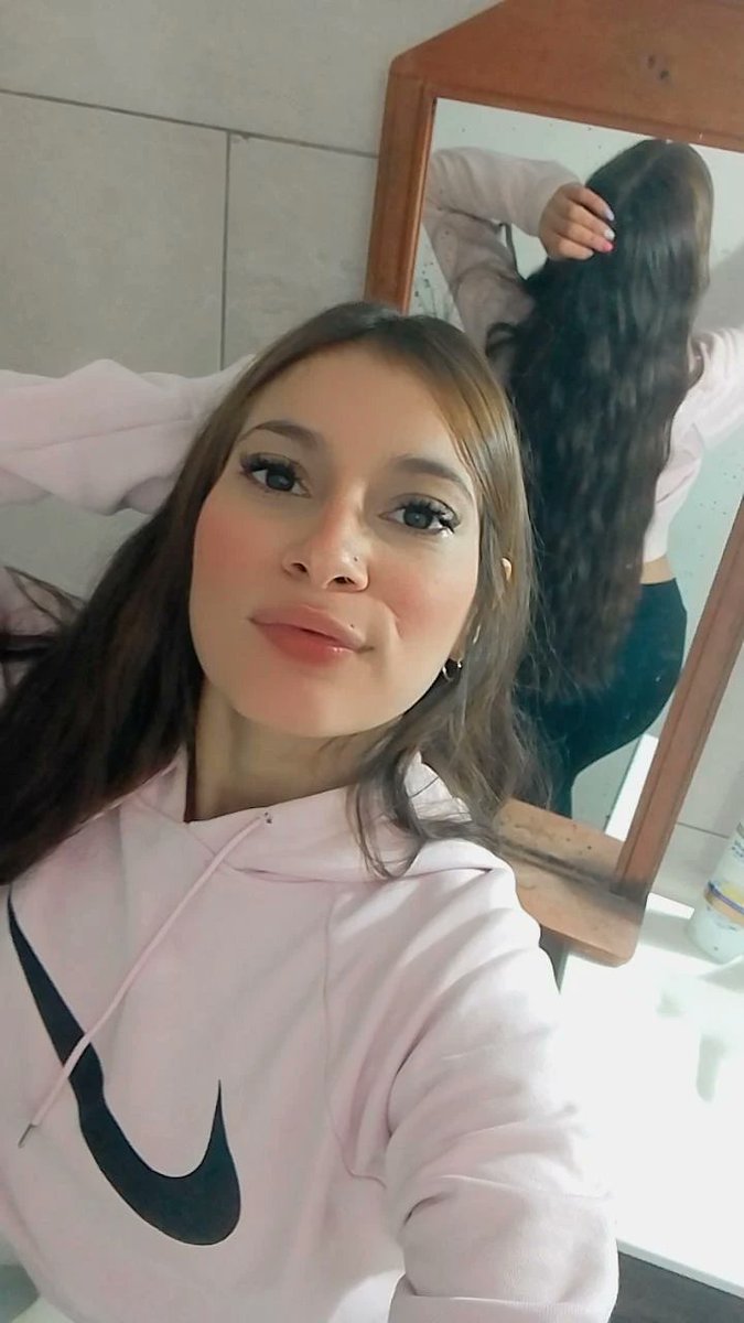 Negruchi2204V's tweet photo. Por  qué el sol me hace bien cuando estoy poco mal 🖤 https://t.co/Gnu2Rij4uB