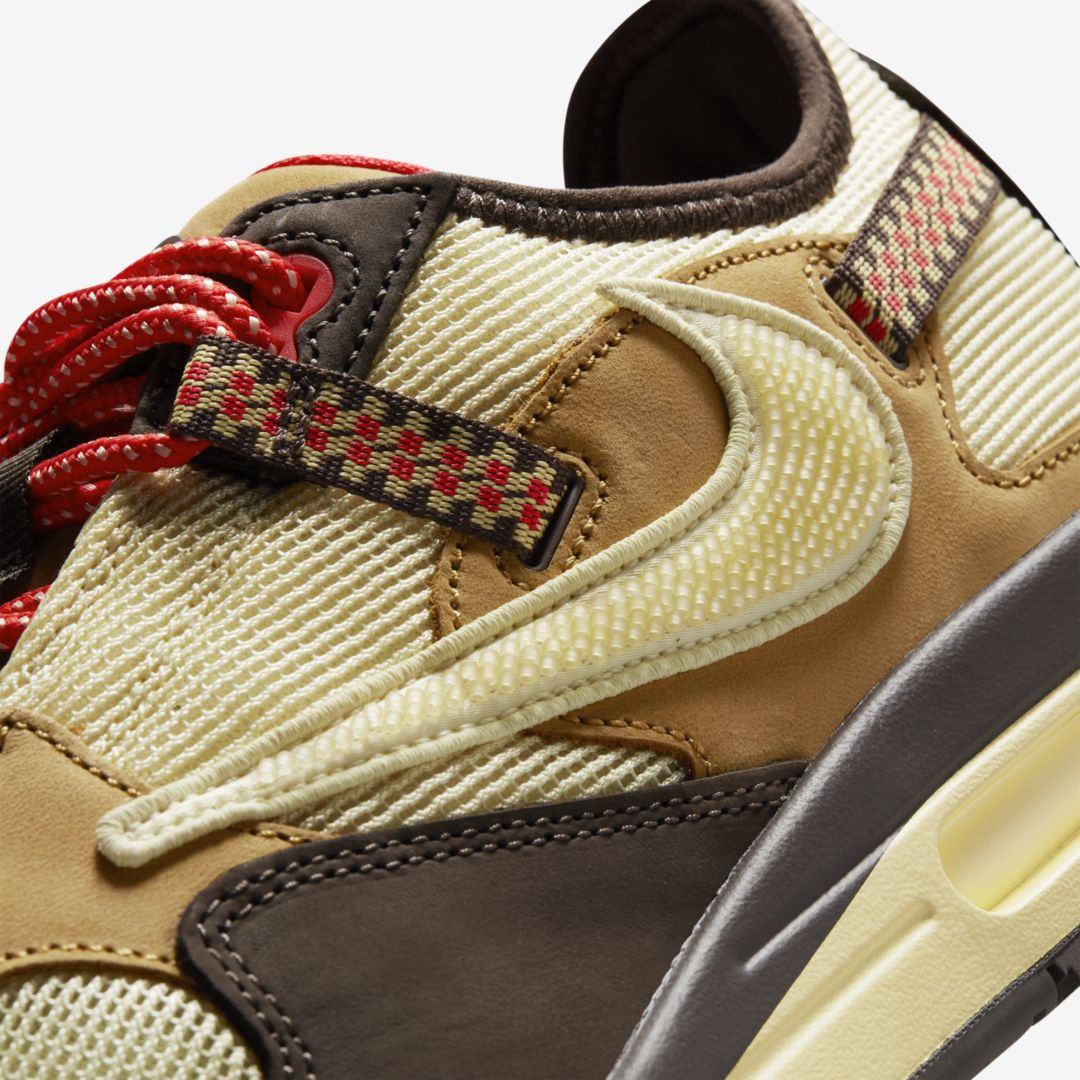 JustFreshKicks's tweet image. Releasing 5/27 via SNKRS
Travis Scott x Nike Air Max 1 'Brown'
=&amp;gt; bit.ly/3sODMFu