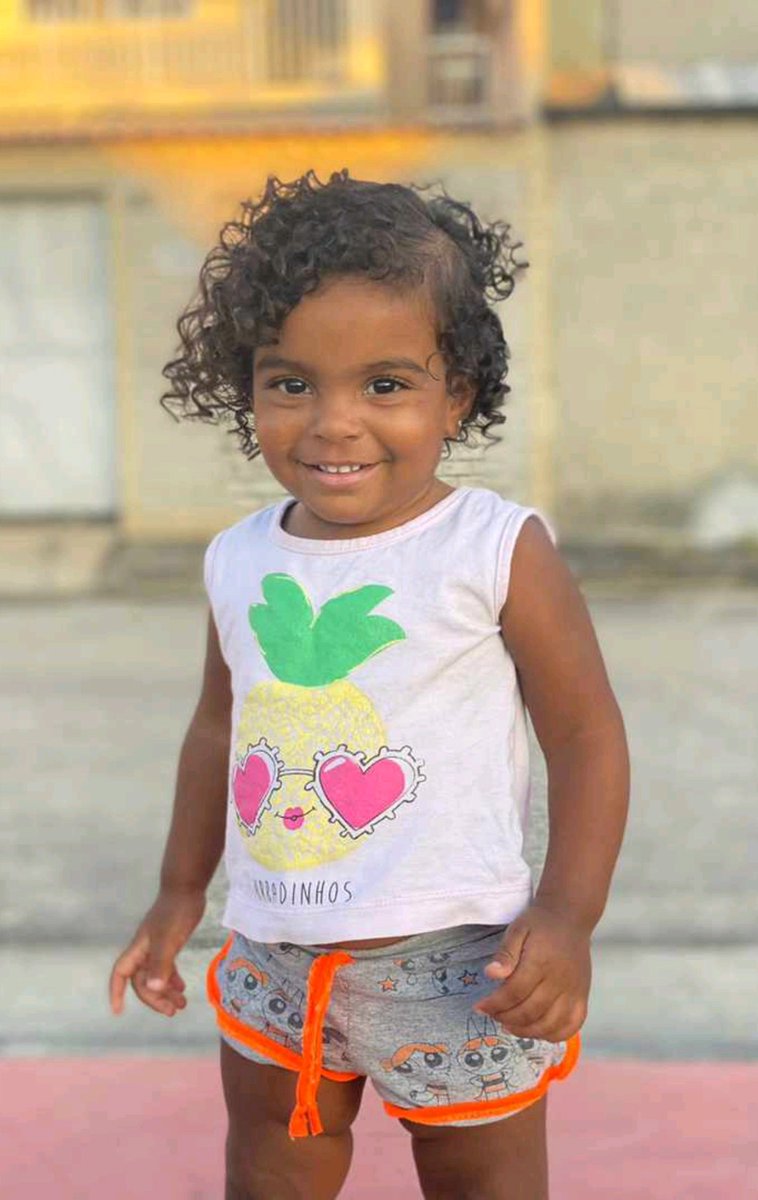 Raphaella2718's tweet photo. Minha neguinha eu amo 🥰❤ https://t.co/d6I1mxd5tI