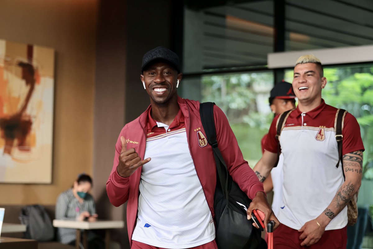 cdtolima's tweet photo. 📍Estamos en Medellín. Todo está listo para nuestro encuentro con @EnvigadoFC https://t.co/OGulWiKDm7